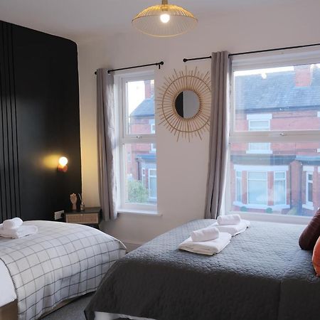 Bee Stays - Pickmere House วอร์ริงตัน ภายนอก รูปภาพ