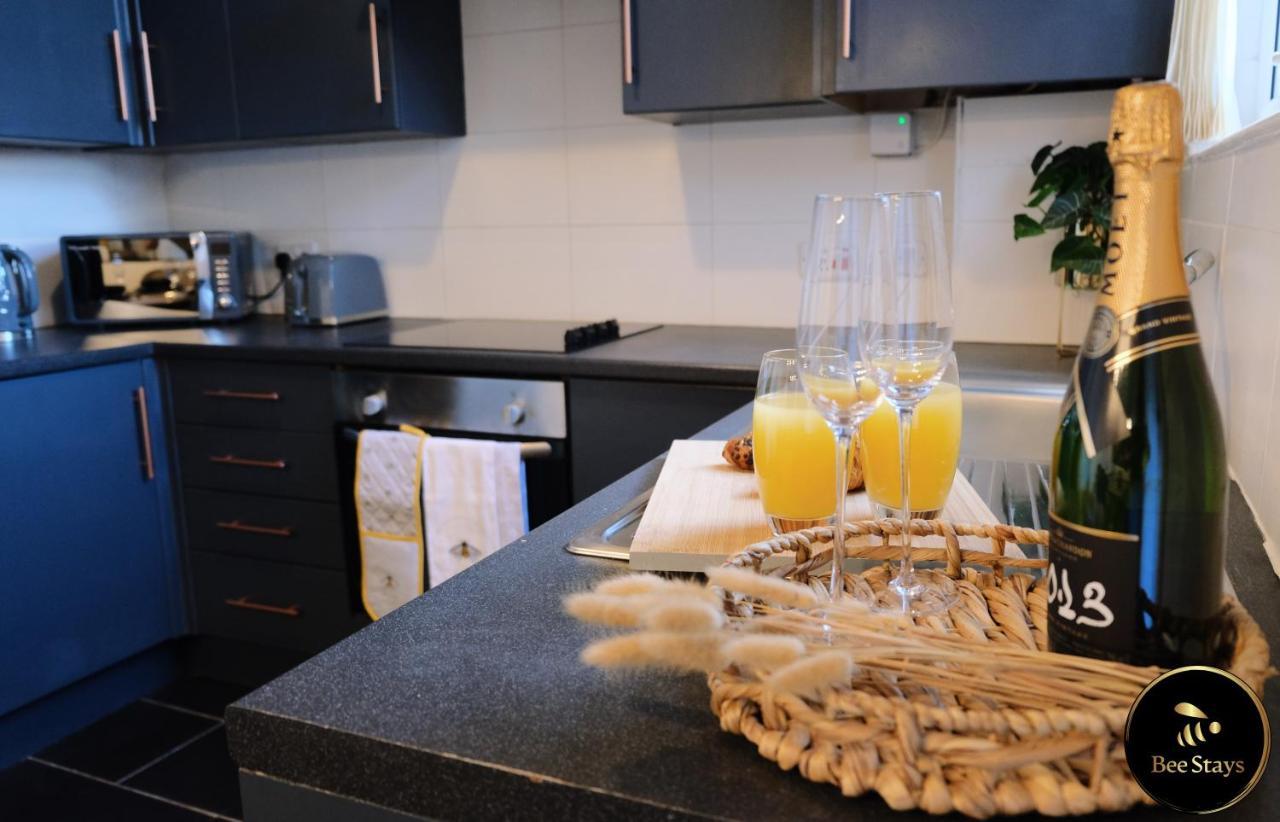 Bee Stays - Pickmere House วอร์ริงตัน ภายนอก รูปภาพ